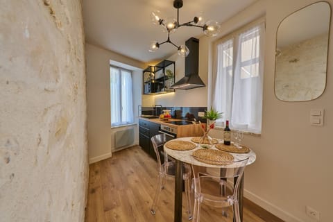 Dining area, Breakfast, kitchen