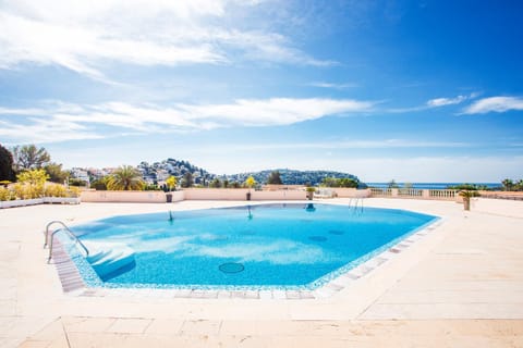 Sea view, Swimming pool