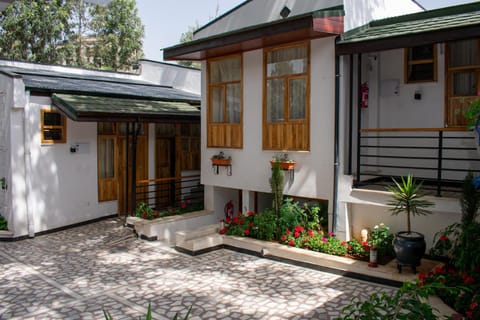 Choice Guest House 2 Bed and Breakfast in Addis Ababa