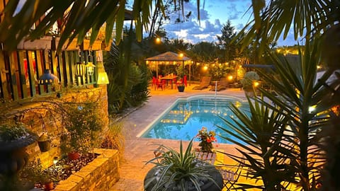 Pool view, Swimming pool