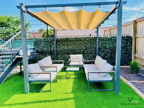 Patio, Day, Balcony/Terrace, Seating area, sunbed