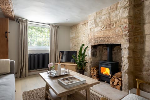 Mulberry, A Luxury Two Bed Cottage in Painswick House in Painswick
