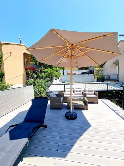 Patio, Patio, Balcony/Terrace, Balcony/Terrace, Seating area, hair dresser, sunbed