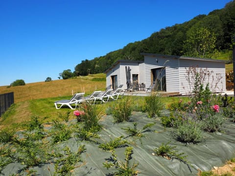 Les Lodges du Revermont House in Jura