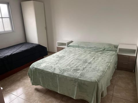 Departamento Completamente Amoblado Hasta para 5 Personas Condo in Parana