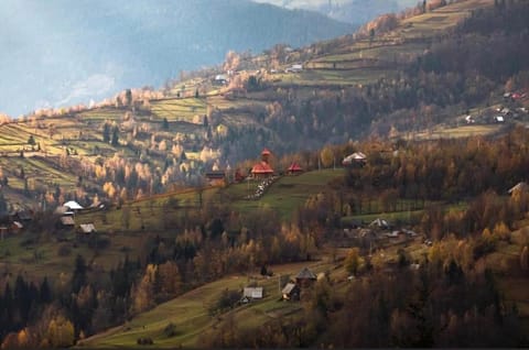 Nearby landmark, Natural landscape, Mountain view