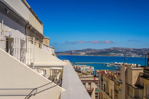 VELASQUEZ Appartements Fast Wifi and Ocean View Apartment in Tangier