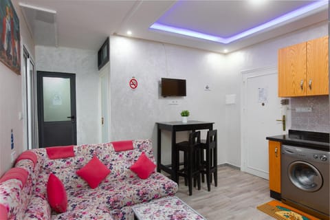 VELASQUEZ Appartements Fast Wifi and Ocean View Apartment in Tangier