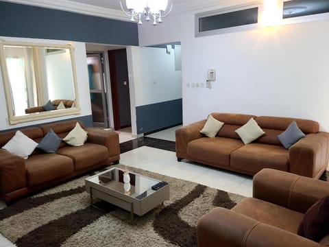 Vanguard Appart - 2 Bedroom House in kotto-Bonamoussadi 202 Apartment in Douala