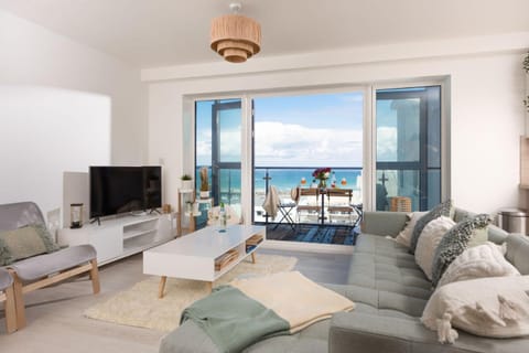 Living room, Seating area, Sea view