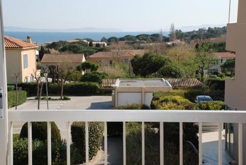 Bel appart saint clair-lavandou Apartment in Le Lavandou