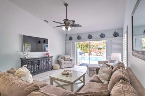 Coastal Villa with Private Yard and Heated Pool! Villa in Palm Beach Gardens