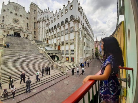 City view, Landmark view, Street view