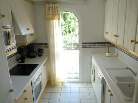 AP191 - Senorio de Capistrano Apartment in Nerja