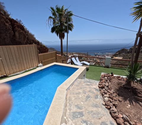 Casa rural Alessia with jacuzzi ,garden & swimming pool House in Santa Cruz de Tenerife