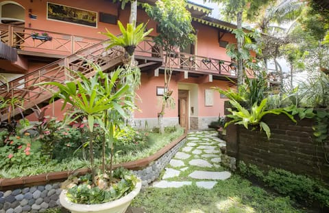 Hidden paradise Bed and Breakfast in Marga