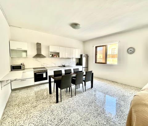 Camag Apartment - Very close to Airport Apartment in Malta