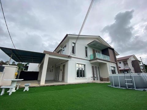 De Nadia Homestay Villa in Port Dickson