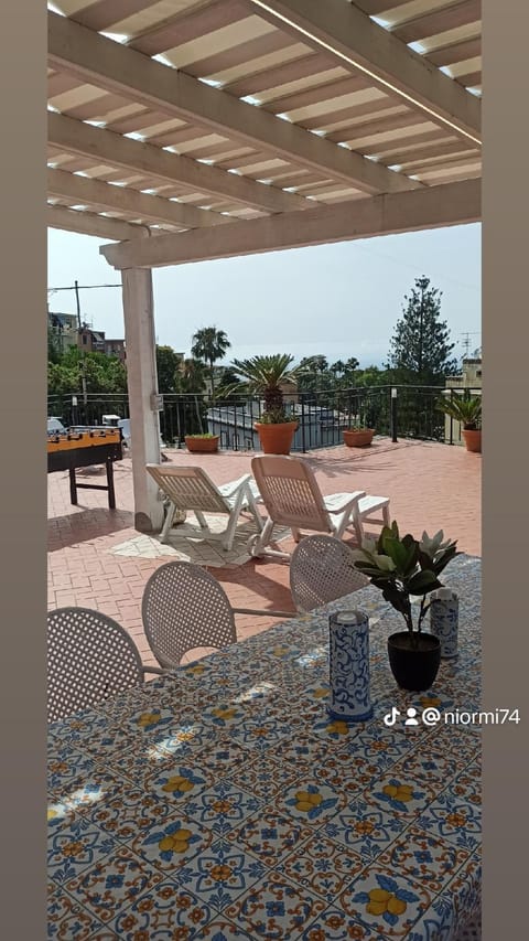 La Terrazza Quisisana Sorrento Coast House in Castellammare di Stabia