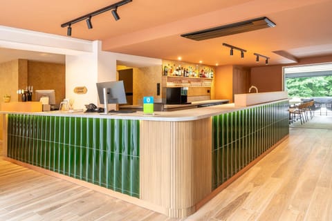 Lobby or reception, Lobby or reception