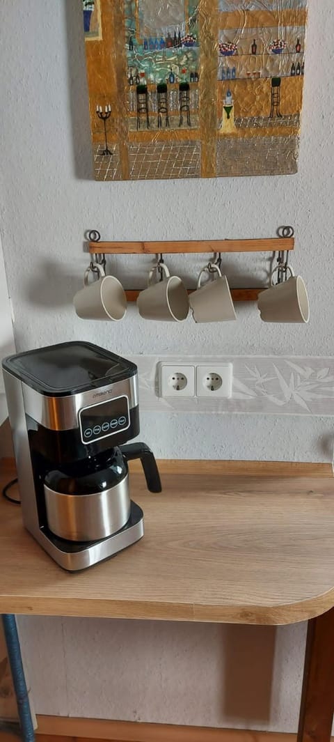 Coffee/tea facilities, Kitchen or kitchenette