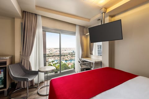 The Peak Hotel Suites & Spa -RamadaPera Hotel in Istanbul