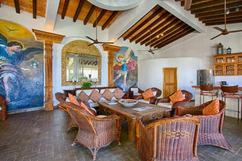 Adventure House Conchas Chinas House in Puerto Vallarta