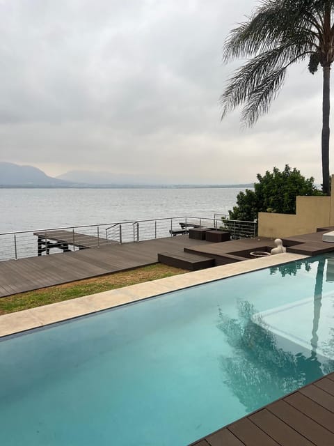 Pecanwood Dam View Villa in Gauteng