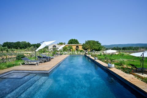 Domaine Egenia House in Bonnieux