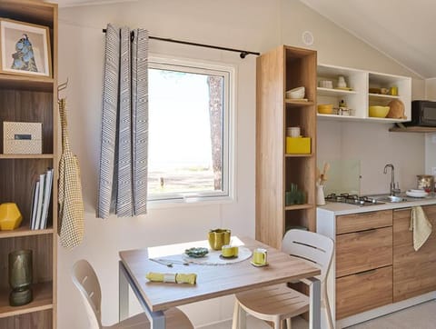 Camping le Rivage Campground/
RV Resort in Normandy