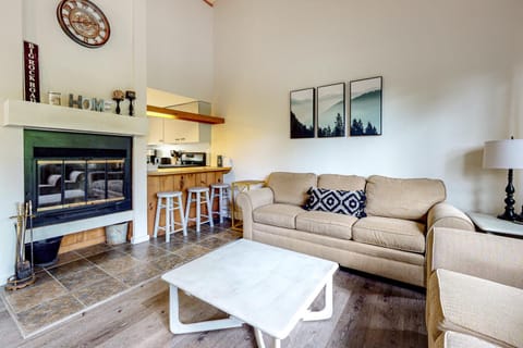 Loon Mountain Getaway Apartment in Lincoln