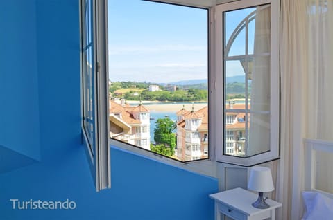 Bedroom, Sea view