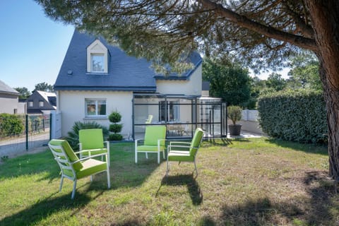 Patio, Garden, Garden view
