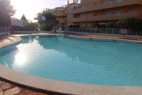 Marinho - 2 Bedroom 2 Bathroom Ground Floor Apartment with Communal Pool and Gardens Apartment in Cabanas de Tavira