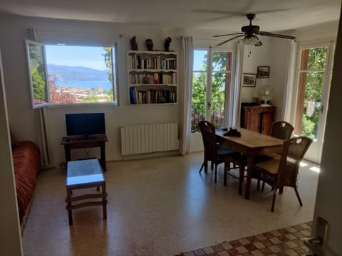 Living room, Sea view