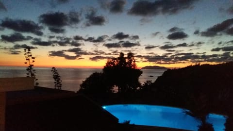 Landmark view, Pool view, Sea view