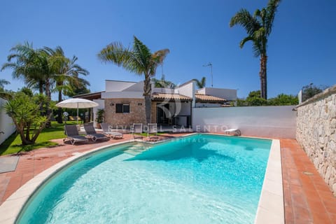 Patio, Pool view, Swimming pool