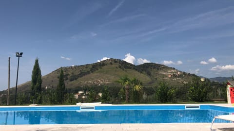 Mountain view, Swimming pool