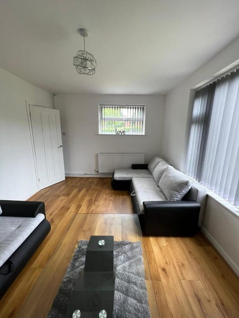 Cosy home near NEC, BHX Bullring & Solihull House in Metropolitan Borough of Solihull