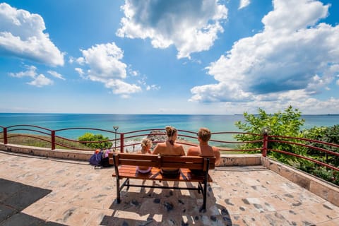 Natural landscape, Seating area, Guests, Sea view