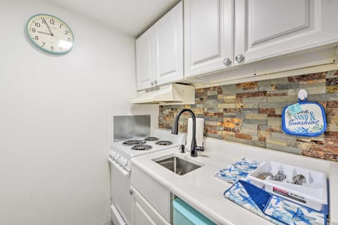 Atlantic City Studio with Beach Access On-Site! Apartment in Atlantic City