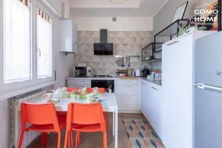 Como Holiday Home Appartamento ideale per famiglie House in Como