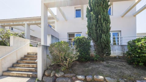 MAISONNETTE 6 PERS PROCHE L'ILE ROUSSE Condo in Belgodère