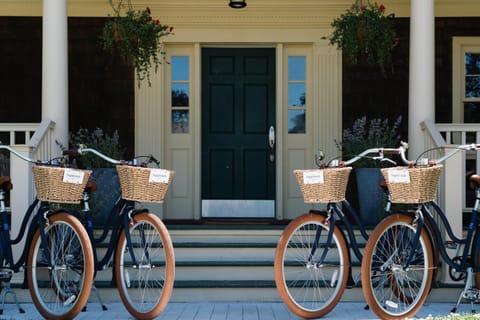 Facade/entrance, Activities, Cycling