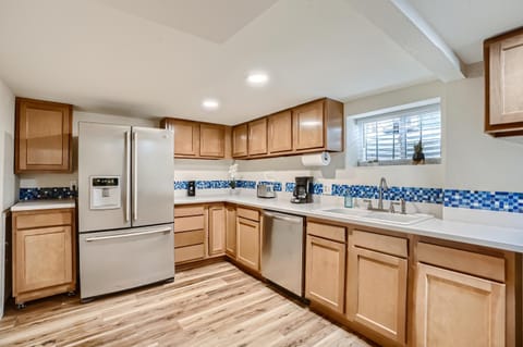 Sloans Lake Getaway Near Broncos & Downtown Denver Condo in Lakewood