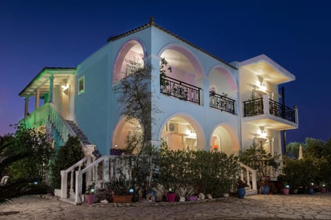 Villa Joanna Condominio in Peloponnese, Western Greece and the Ionian