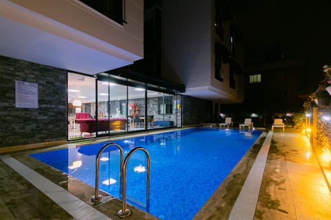 Oniks Comfort Suites Condo in Antalya