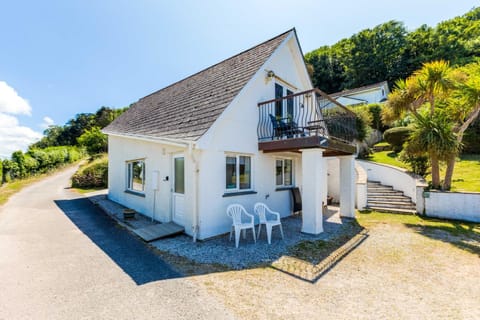 Baywatch Sands House in Polzeath