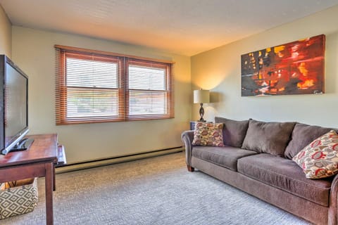 Charming Rapid City Apartment Walk to Lake! Condo in Rapid City