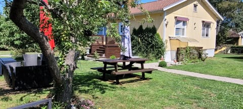 lägenhet i Borgholms villa Apartment in Kalmar County, Sweden